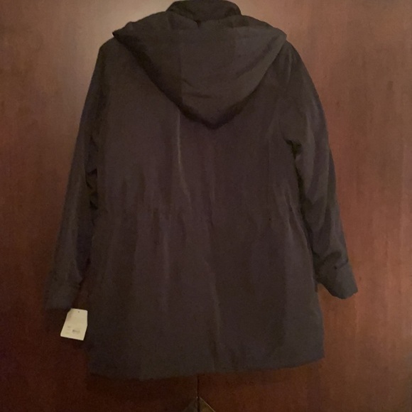 Winter coat with scarf by Croft & Barrow. - Picture 8 of 11